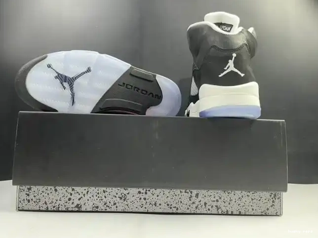 Rep Husky 5 JORDAN CT4838-011 AIR OREO 0502